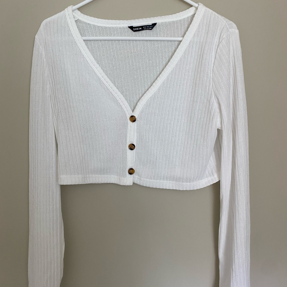 Bundle: 3 Cropped Spring/Summer Tops